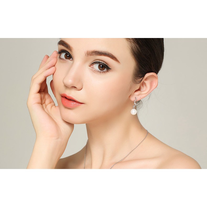 Khuyên Tai Dáng Dài Kiểu Dáng Độc Đáo Phong Cách Thanh Lịch Dành Cho Phụ Nữ