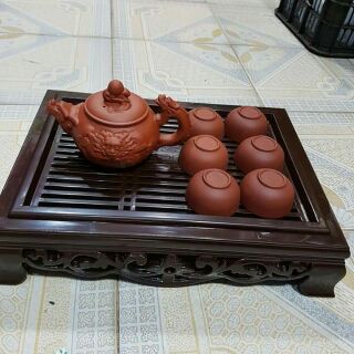 Ấm chén rồng và khay trà hoa