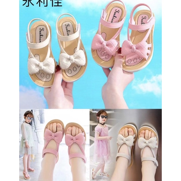 Dép Sandal Bé Gái Nhựa Cao Su Dẻo Pvc Chống Trơn Trượt Phong Cách 8330