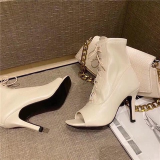 Boot hở ngón có dây