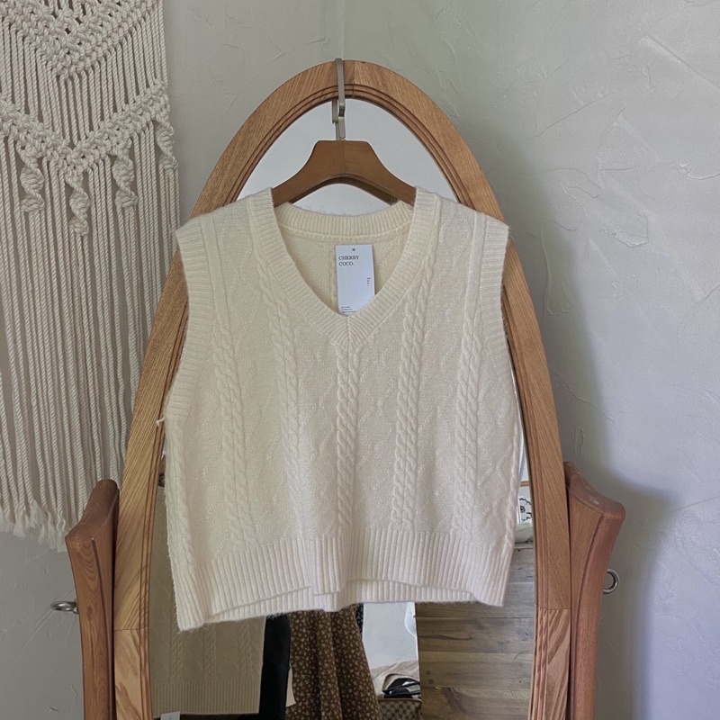 Áo gile len vặn thừng vừa 11113 CHERRYCOCO | BigBuy360 - bigbuy360.vn