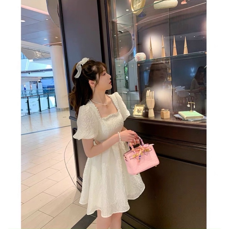 (SẴN) váy gấm cổ đính ngọc tay phồng khoét eo form xoè (hình thật shop Thảo Nhỏ Store chụp )