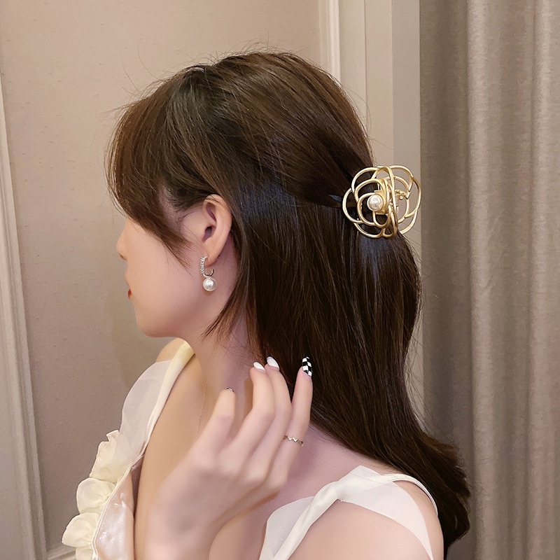 Kẹp Tóc Hình Hoa Trà Đính Ngọc Trai Giả Bằng Hợp Kim Phong Cách Hàn Quốc