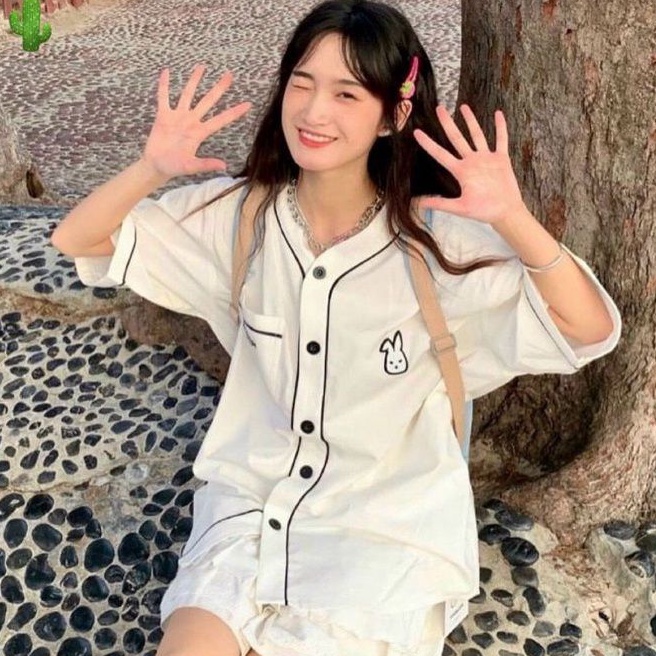 Áo sơ mi  unisex form rộng y hình - logo thêu phong cách nhật bản 🇯🇵