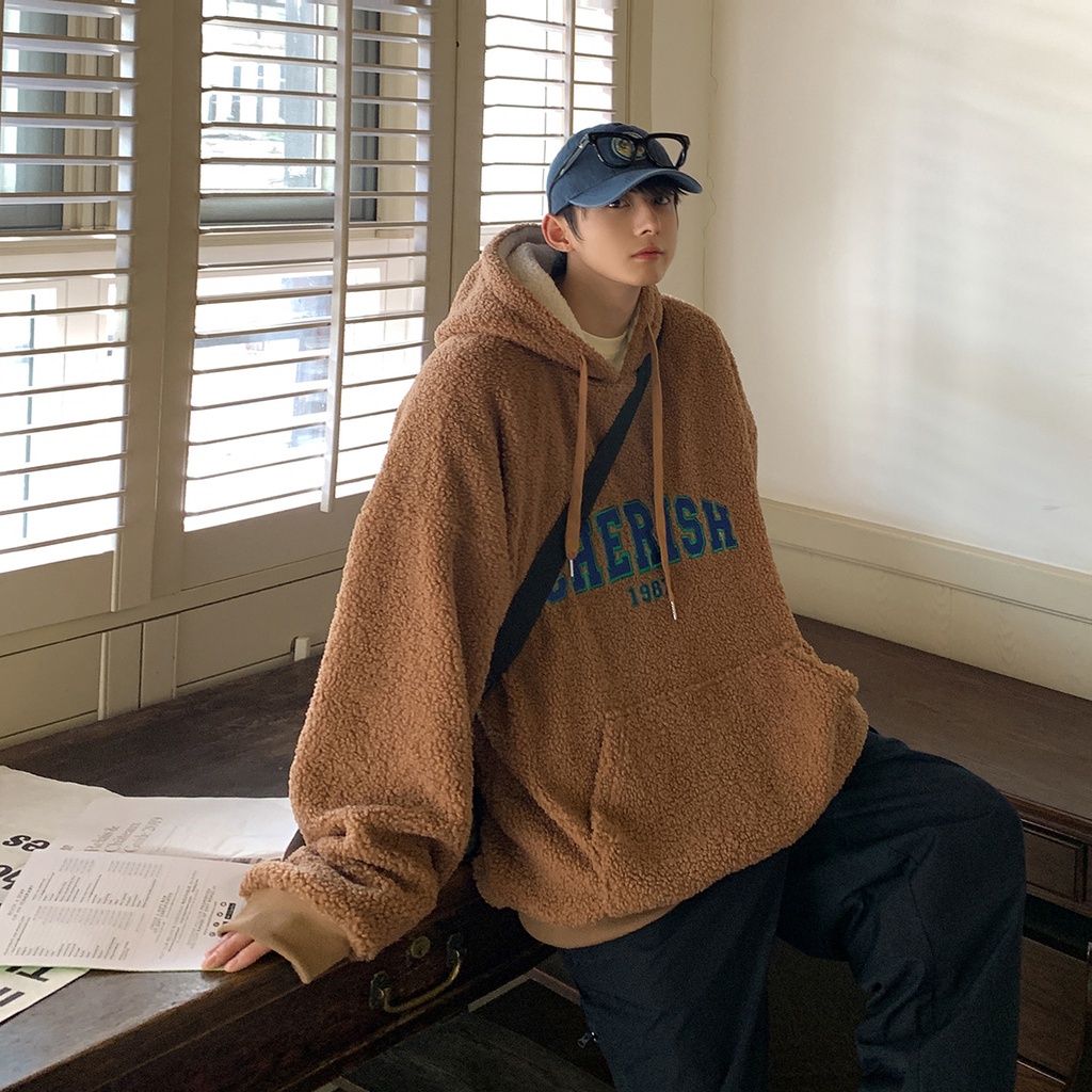 Áo hoodie tay dài dáng rộng thêu chữ chất liệu nhung thời trang cho nam