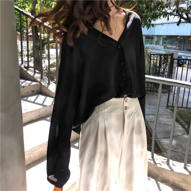 Áo tay dài cổ chữ V phối nút thời trang cho nữ | BigBuy360 - bigbuy360.vn