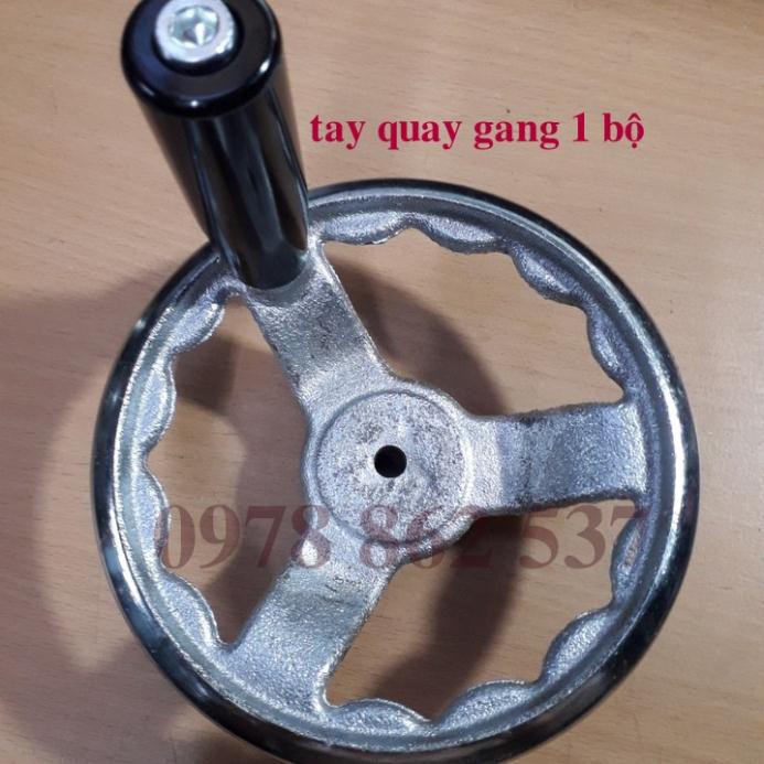 Tay quay gang 1 tất rưỡi