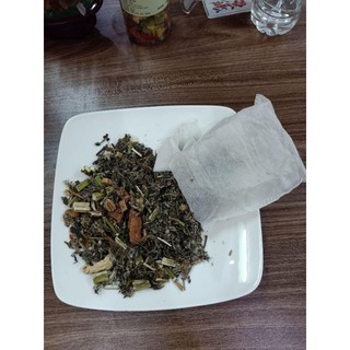 THẢO DƯỢC NGÂM CHÂN.