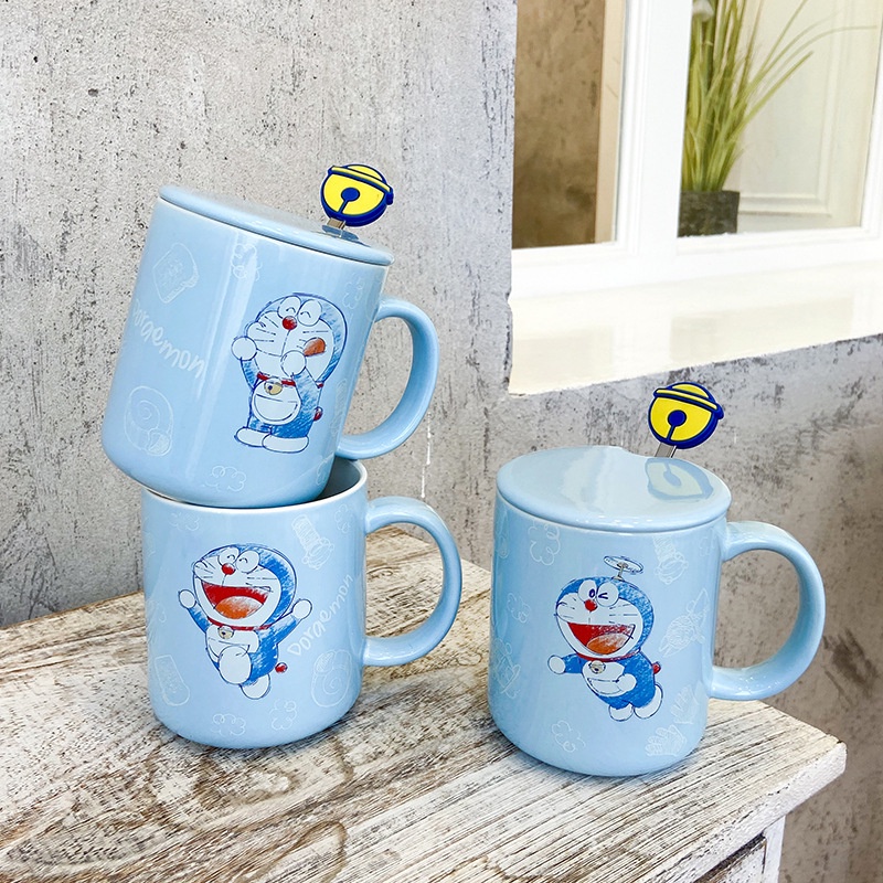 Cốc sứ họa tiết mèo máy Doraemon 400ml kèm nắp sứ và thìa