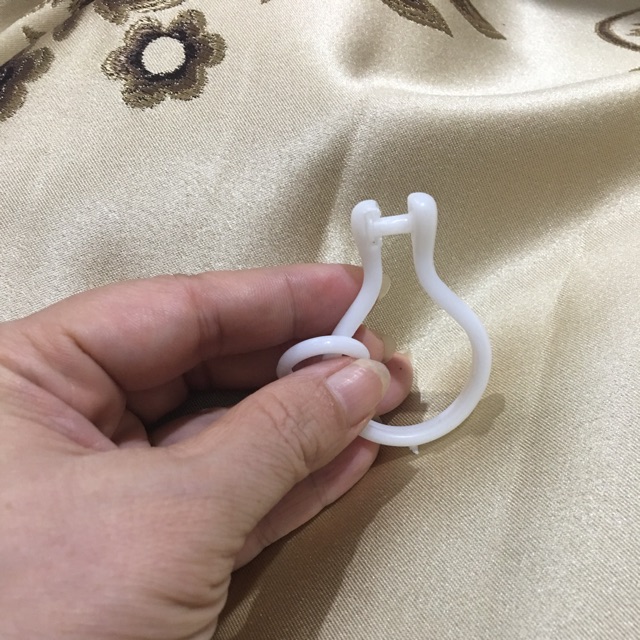 Móc nhựa treo rèm 10 cái