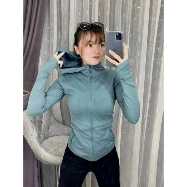 [Size M L]. Áo Khoác Thể Thao Nữ Ôm Body. Có 2 Túi Ngoài Dây Kéo [U21]
