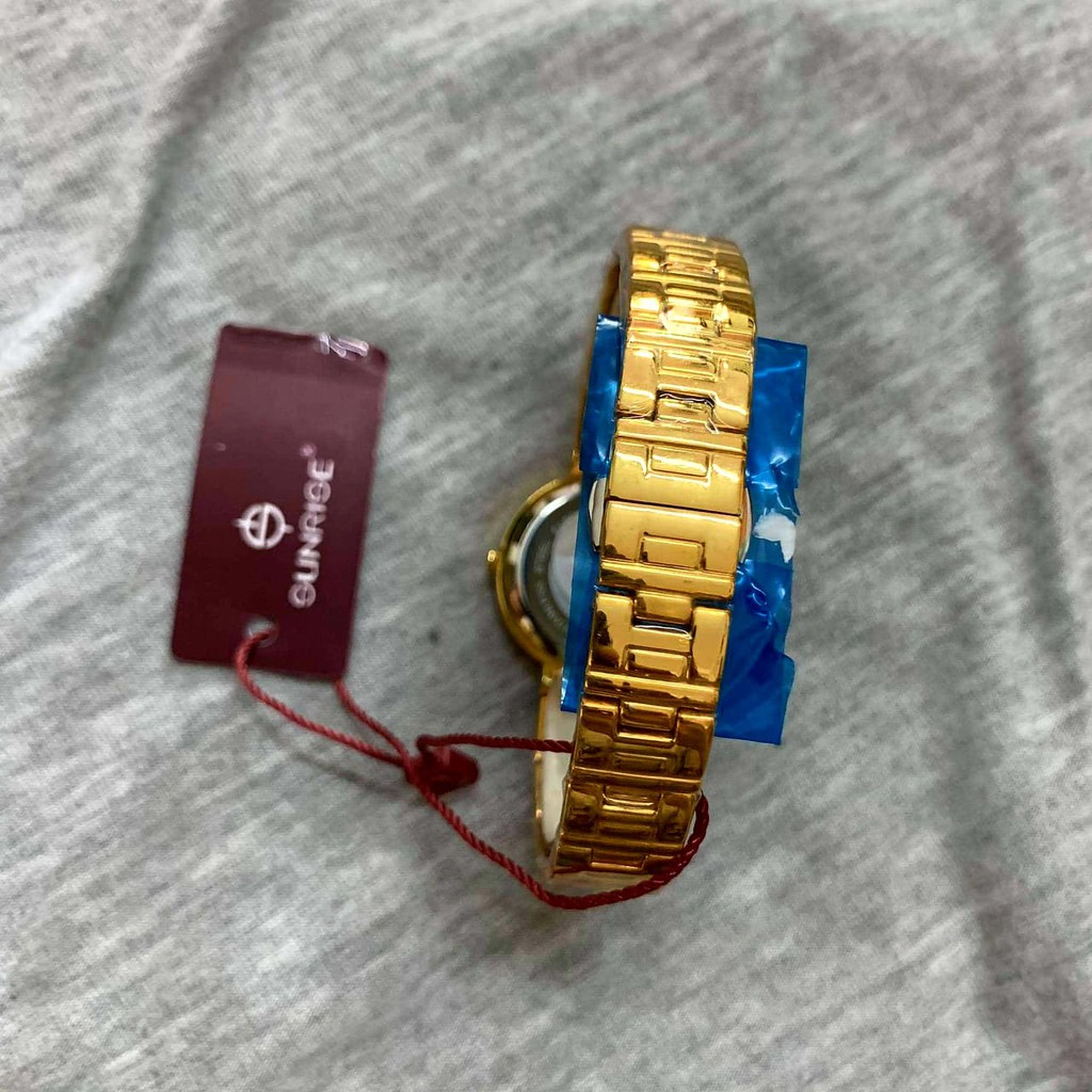 Đồng hồ Sunrise Nữ L9949AA-G-X Viềng đá Swa sang trọng - kính saphire chống trầy - b