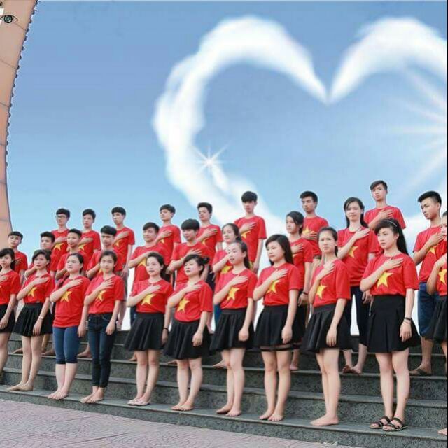 100k combo 5 chiếc áo cờ đỏ sao vàng !!