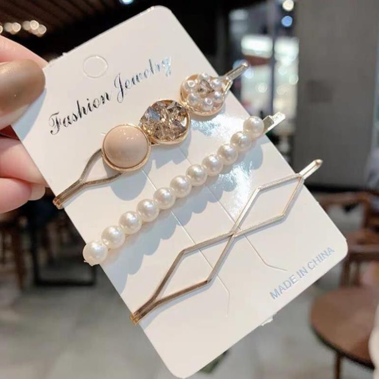 Set 3 kẹp tóc nữ ngọc trai nhân tạo đính đá thời trang sành điệu phong cách Hàn Quốc KT05