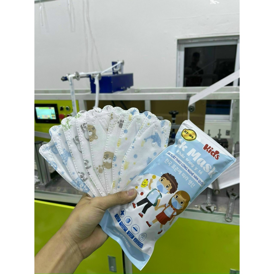 Khẩu Trang KF 94 Trẻ Em  4D bảo vệ trẻ an toàn qua mùa dịch