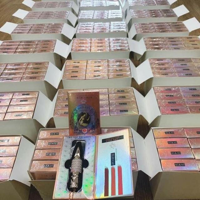 [ Son Nội Địa ] Son 3 Màu 💕 1 Cây Son 3 Cạnh 3 Màu Khác Nhau | BigBuy360 - bigbuy360.vn