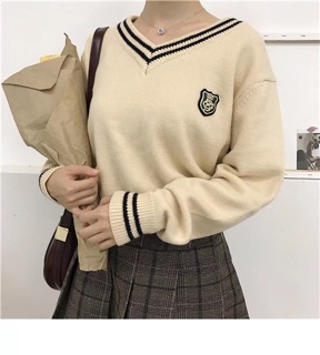 Áo len huy hiệu cổ V ulzzang oversize
