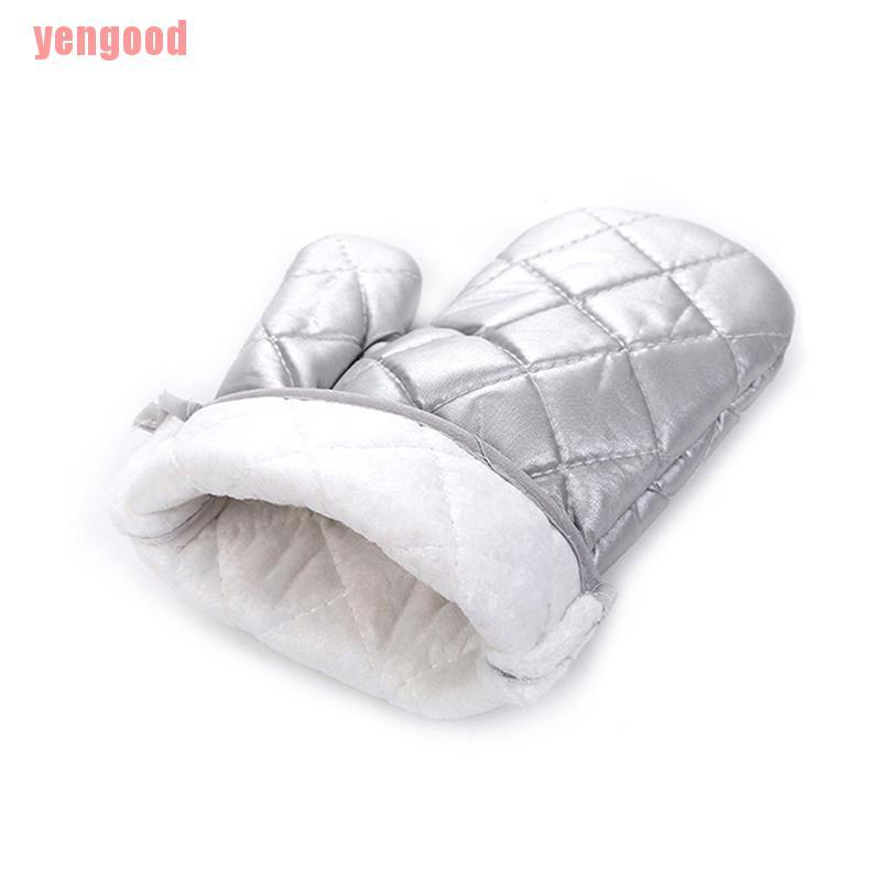 Găng tay cách nhiệt dùng lò nướng tiện dụng cho nhà bếp