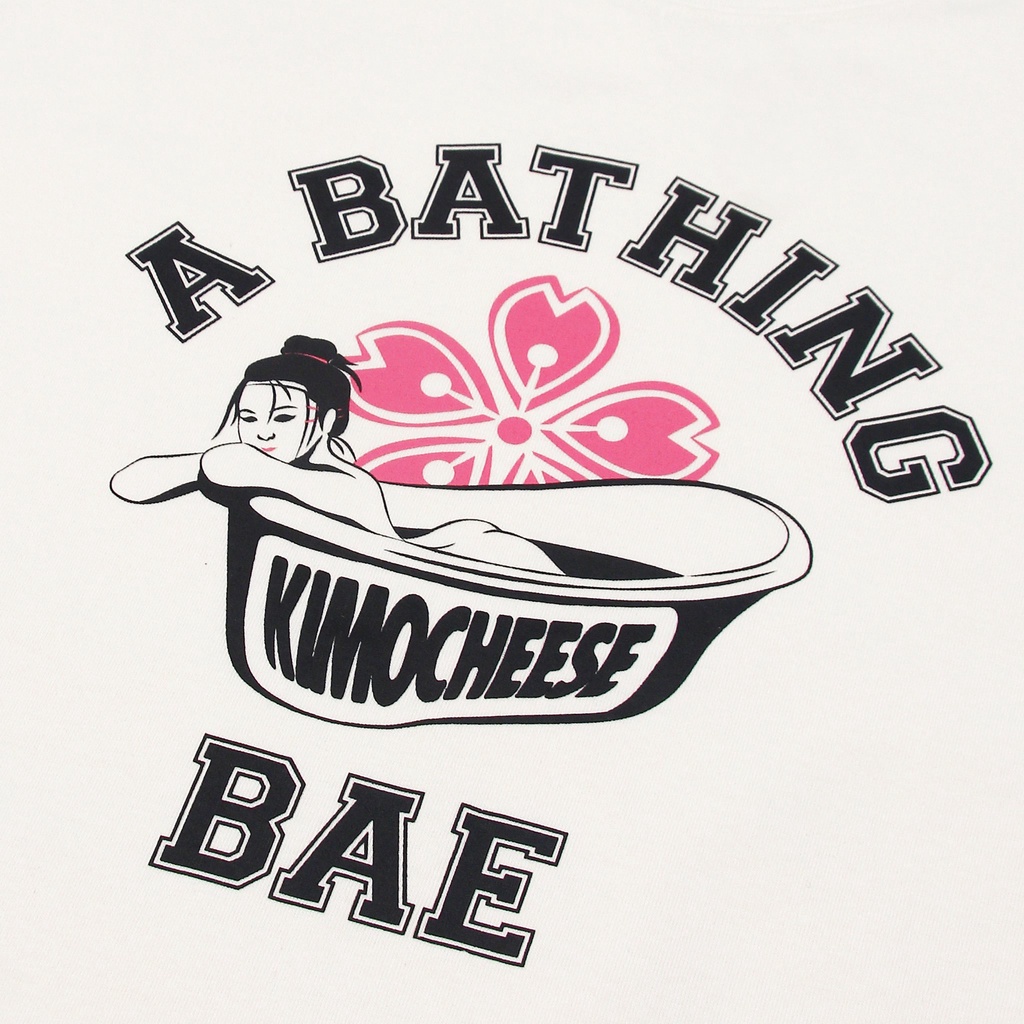 Áo thun Kimocheese A Bathing Bae màu kem