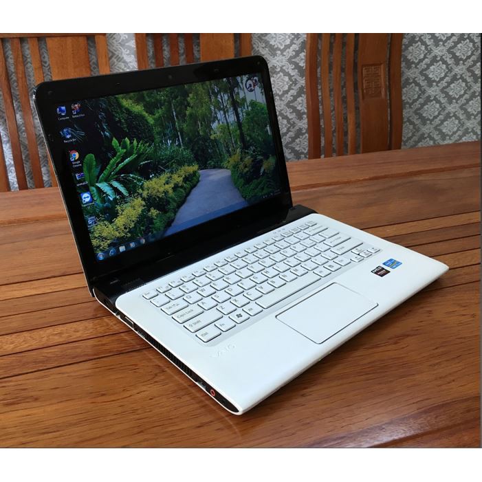 Laptop Vaio SVE14 Core i5/Ram 8Gb/ Ổ SSD Siêu Nhanh Trắng đẹp đẳng cấp -Tặng Phụ Kiện