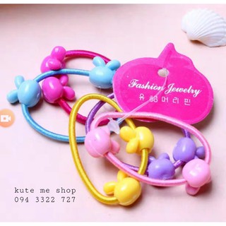 Cột tóc nhiều màu cho mẹ và bé