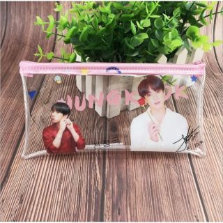 Bóp viết trong suốt BTS Persona