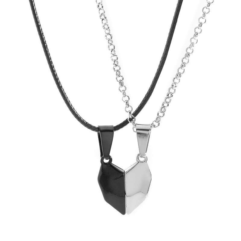 Set 4 Vòng cổ Nam Châm Mặt Trái Tim Ghép Hình Sáng Tạo Cho Cặp Đôi