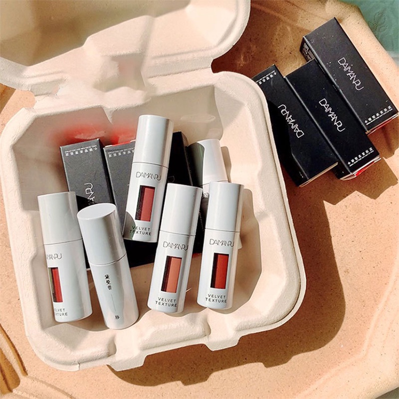 Son Kem Lì Kháng Nước Thiết Kế Ống Màu Trắng Daimanpu JP5