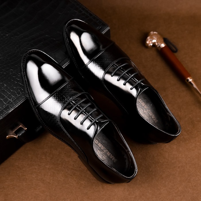 Giày nam đẹp da thật Manzano họa tiết dập vân trẻ trung sang trọng M66884