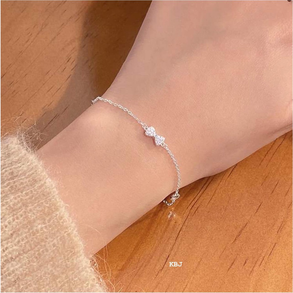 LẮC TAY NƠ BẠC TA NHỎ XINH