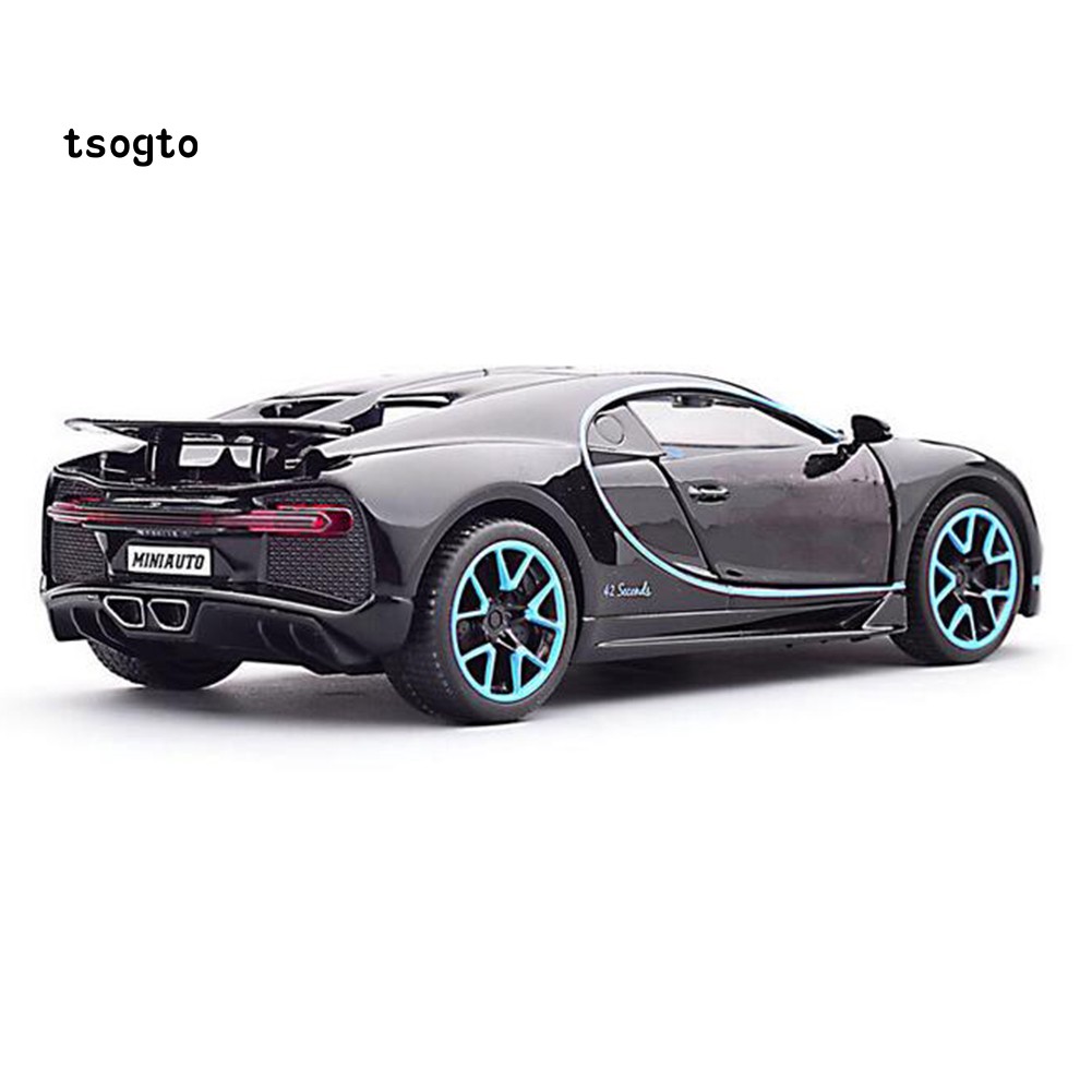 Mô hình xe ô tô Bugatti Chiron tỉ lệ 1/32 có đèn sau phát ra tiếng kêu cho bé