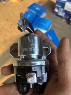 Rơ le phụ đề tư sư ki 12v 24v