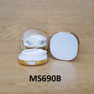 Hộp đựng phấn nước Cushion viền vàng