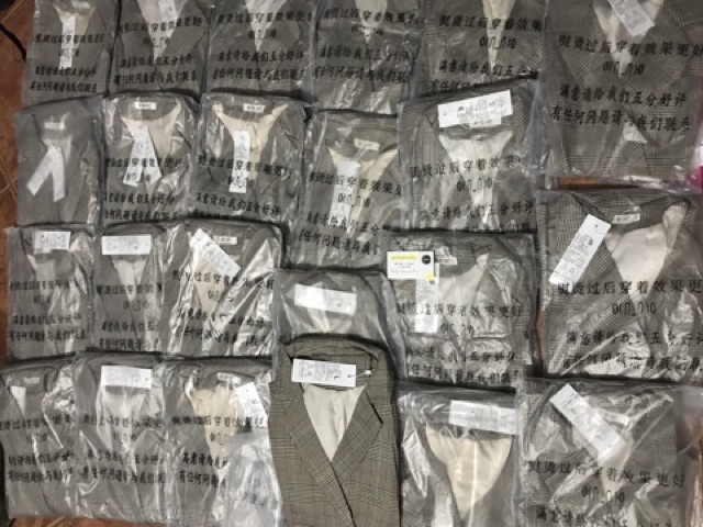 Áo vest thời trang(od 10-14d) | BigBuy360 - bigbuy360.vn