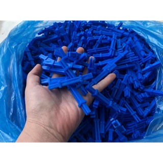 Cọc chống khay linh kiện A6- A8