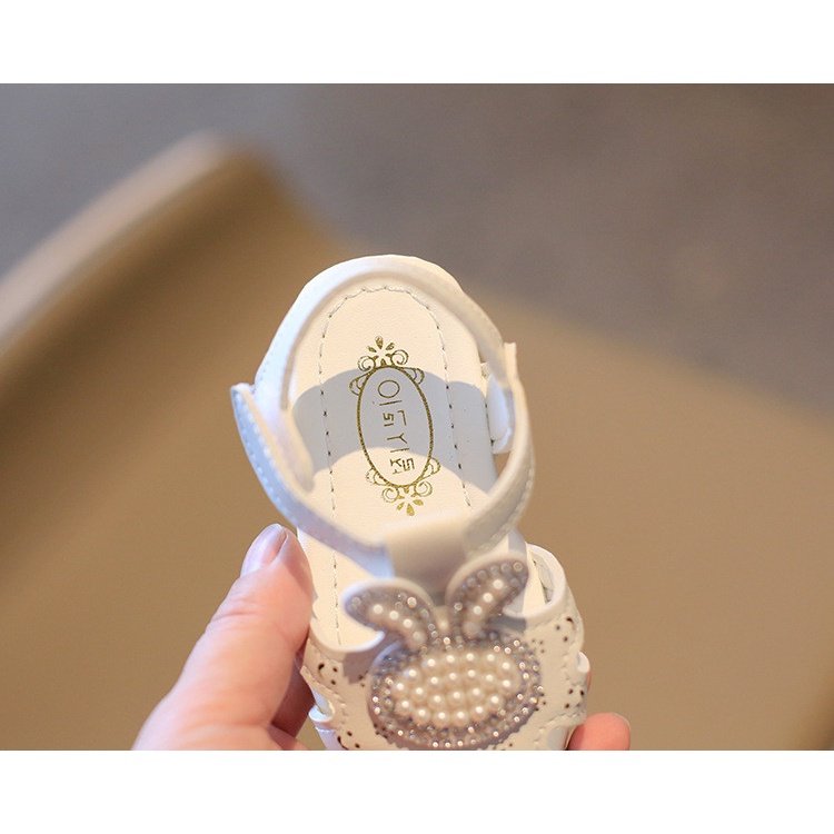 Sandal Rọ Thỏ đính đá cho bé gái chống vấp