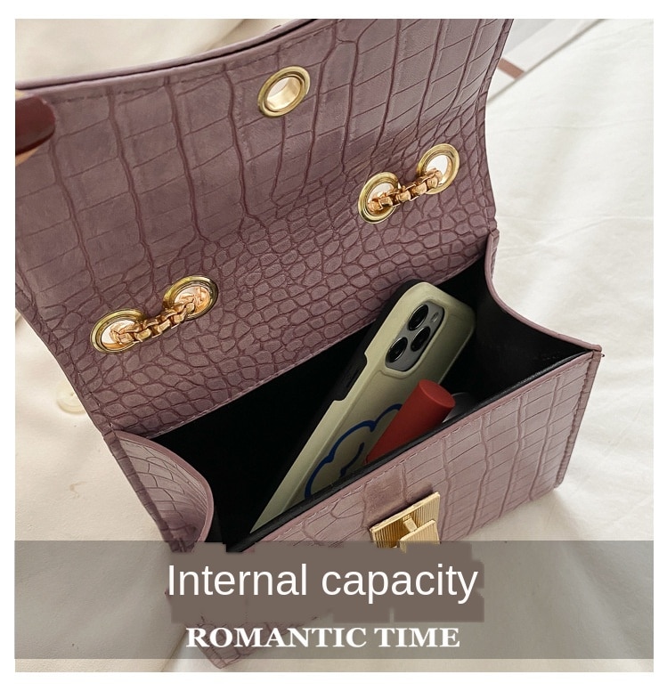 Túi đeo chéo IELGY dây chuỗi mắc xích thời trang dành cho nữ