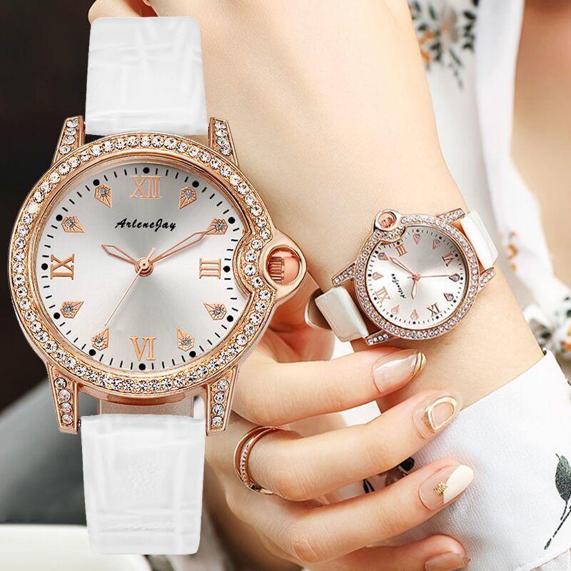 Đồng Hồ Quartz Nữ Mặt Đính Hột Xoàn Dây Da Thời Trang
