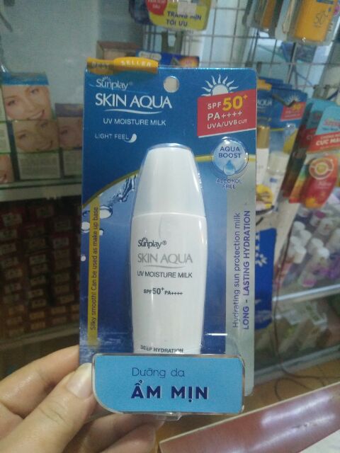 Chống nắng Skin Aqua trắng da ẩm mịn nắp trắng