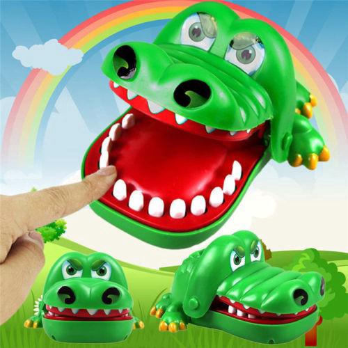 Crocodile Mouth Bite Game Funny Dentist Finger Novelty Gag Toy Gift Kids Playing