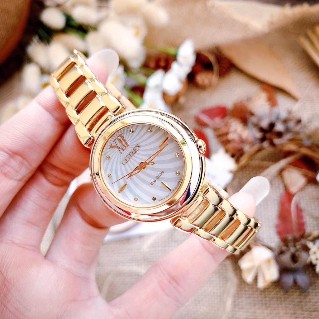 Đồng hồ Nữ Citizen Eco Drive EM0336-59D Size 30mm,Mạ vàng,Mặt trắng-Năng lượng ánh sáng-Dây kim loại mạ vàng cao cấp