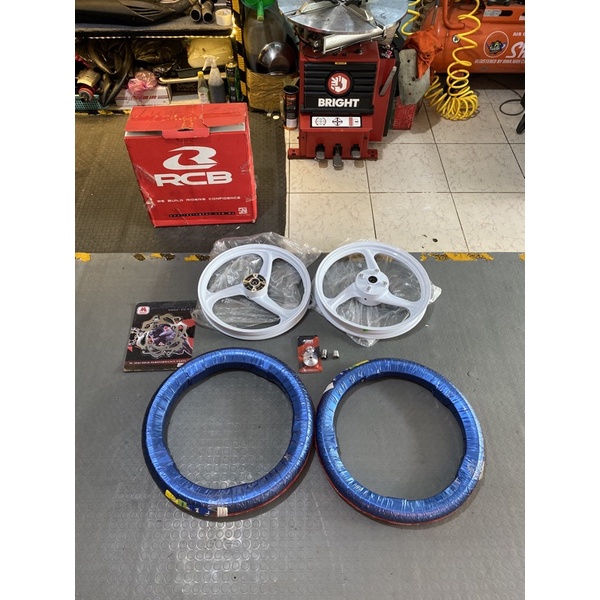 Mâm 3 đao RCB chế Ex 150 chưa kèm vỏ.