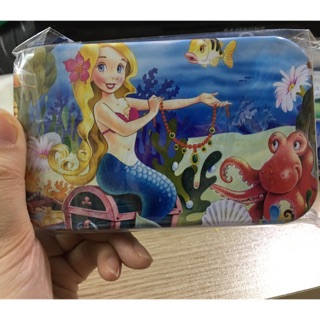 Ghép hình puzzle 60 miếng hình nàng tiên cá hộp thiếc cho bé