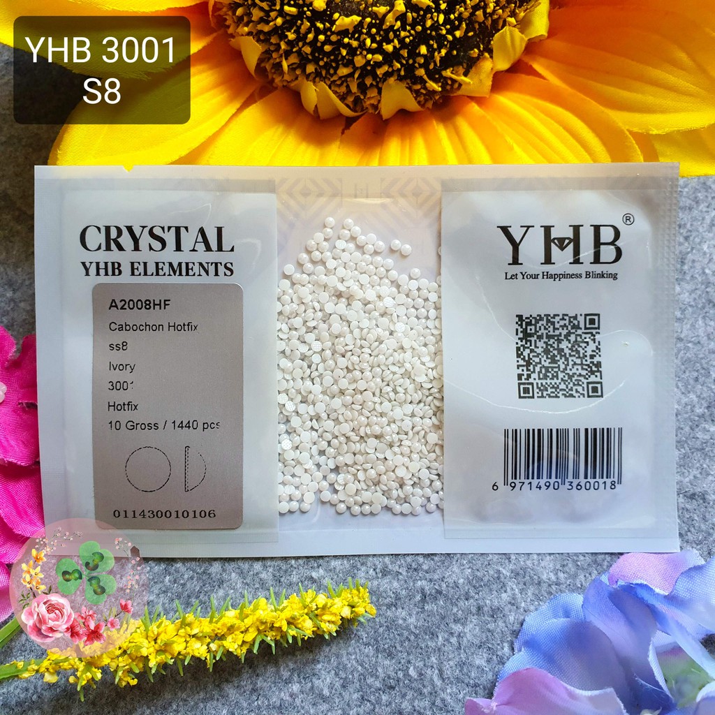 Mã YHB 3001 - Trai nửa màu trắng nhiều size , chuẩn chất lượng, đính dán móng, làm nhụy hoa siêu sang chảnh.