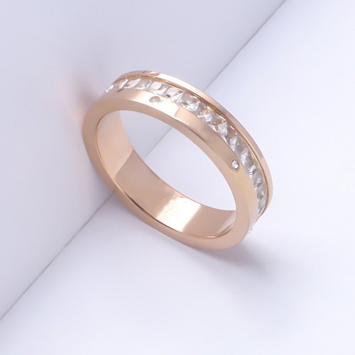 Nhẫn Nữ Đính 1 Hàng Đá Nhân Tạo Titan Ko Đen TT 2702