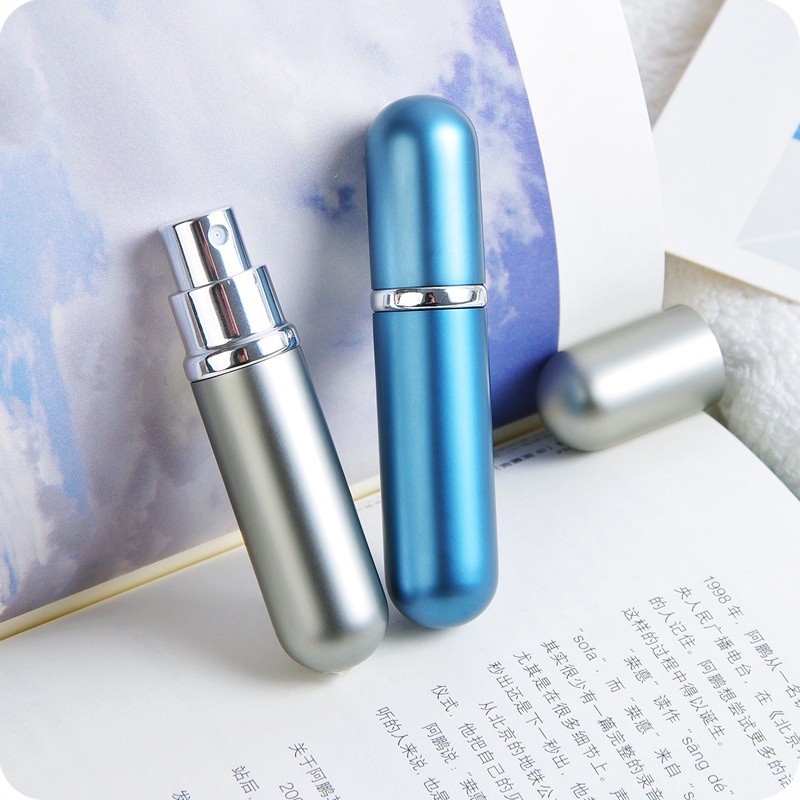 Lọ kim loại dạng xịt dùng đựng mỹ phẩm chiết tiện dụng