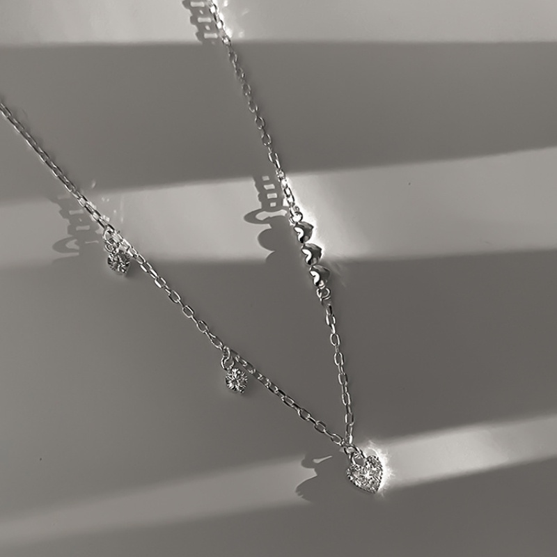 Vòng tay phụ nữ mới thiết kế đơn giản vòng tay trái tim sáng tạo