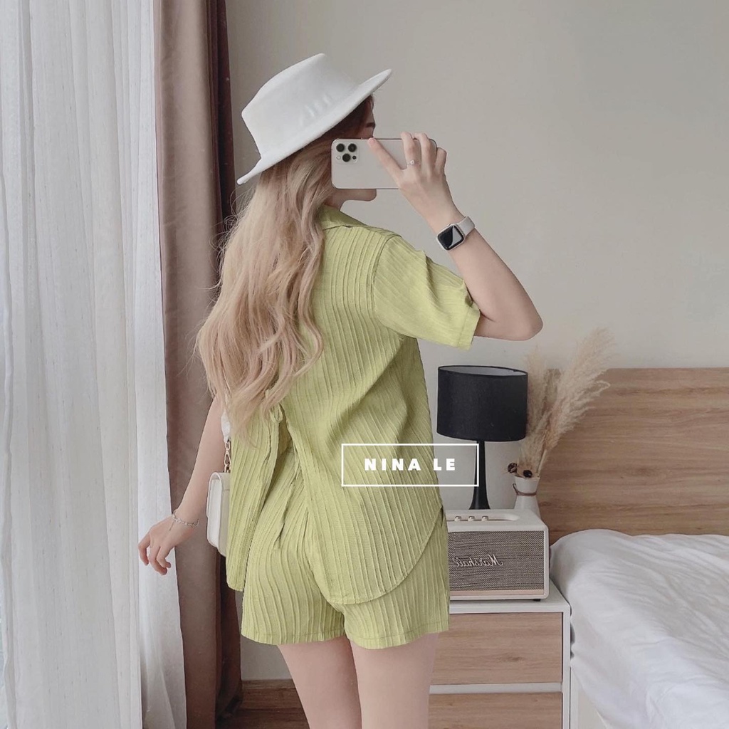 Set bộ sơ mi cộc xẻ lưng sau chất đũi kẻ xước mát bầu mặc được vanmiushop