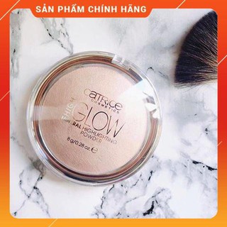 Highlighter Catrice Bắt Sáng khuôn mặt
