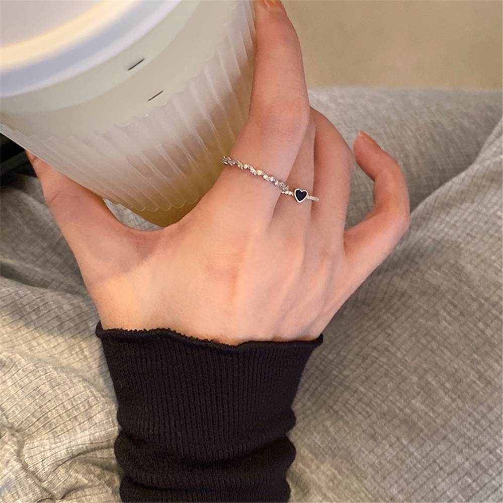 Bộ 2 Nhẫn Đeo Khớp Ngón Tay 2cm Hình Trái Tim Màu Đen Thời Trang